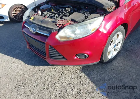 2014 Ford Focus Se from USA, damaged, VIN 1FADP3F22EL121843